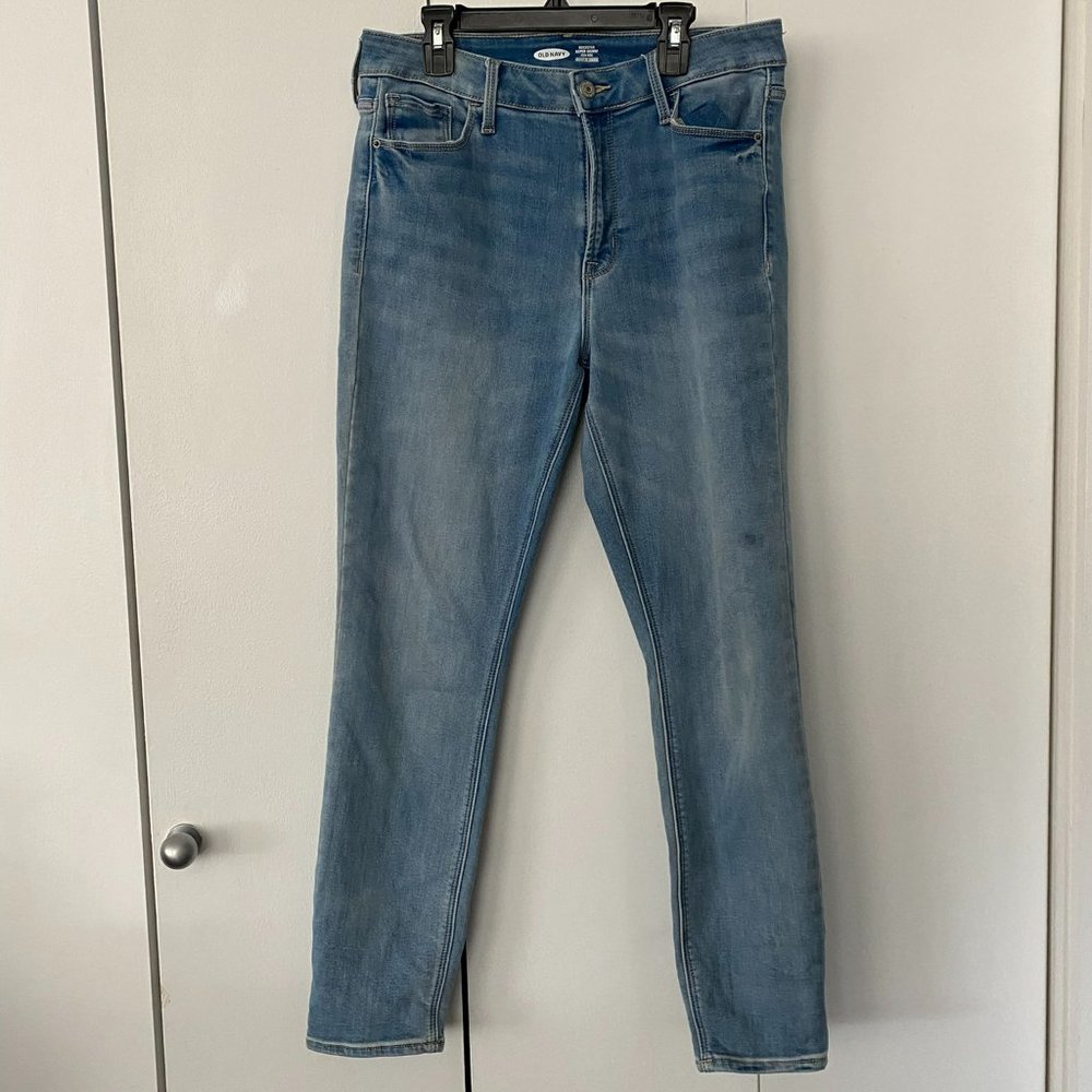 REDUCED! Old Navy Soft Stretch Jeans